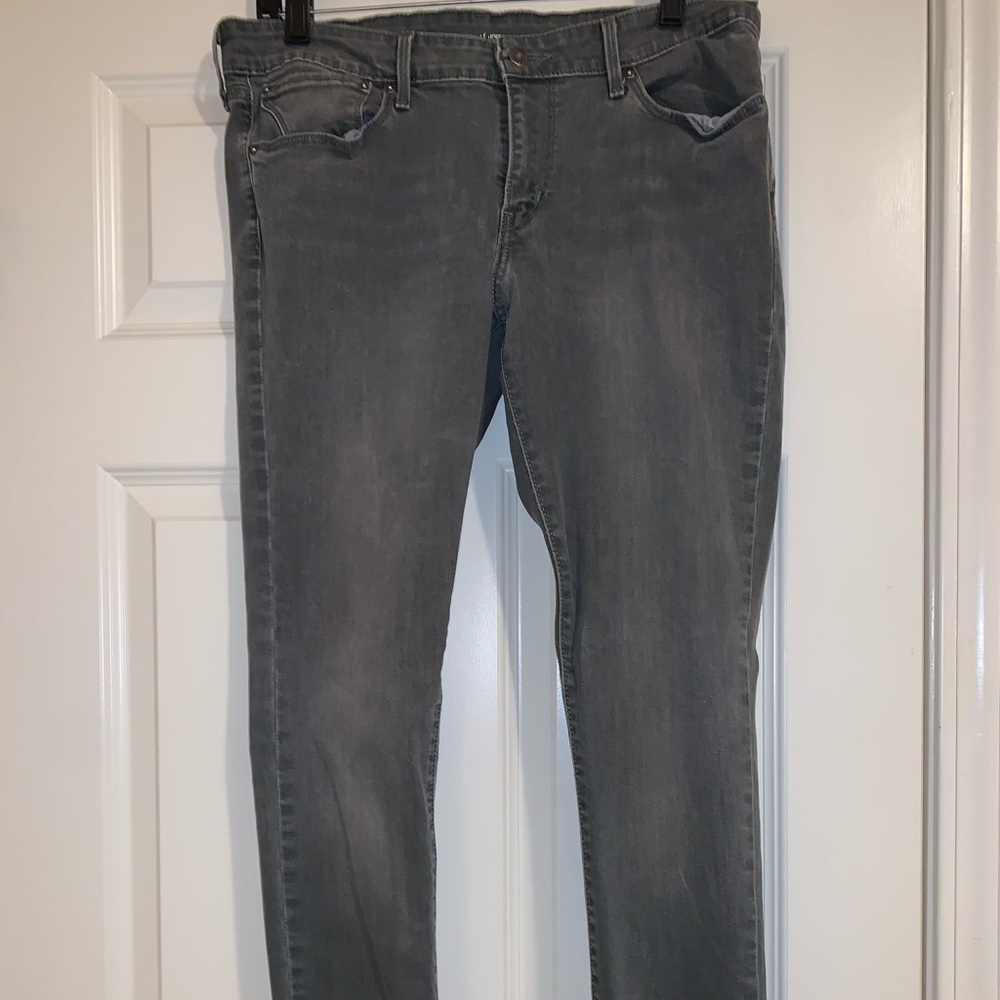 Levi’s - Gray Skinny Jeans